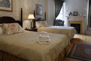 Beacon Inn 1087 Brookline Ngoại thất bức ảnh